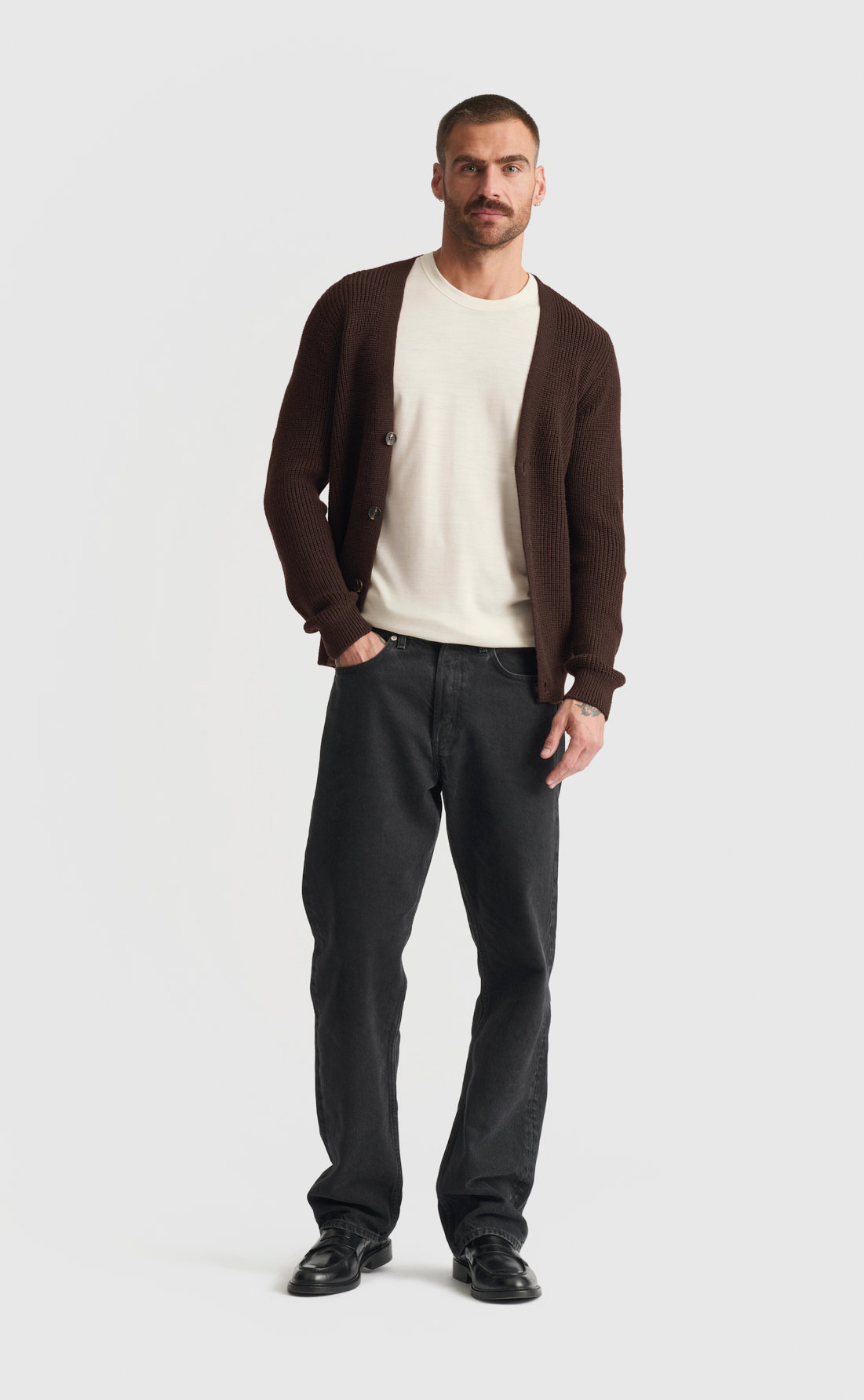 Heavy Merino Cardigan in Night Brown