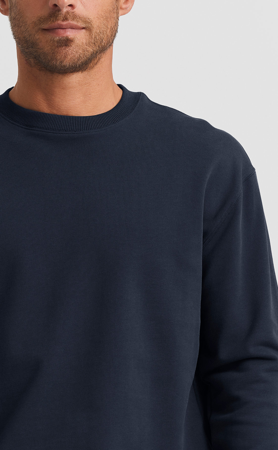 Dark blue sweat online shirt