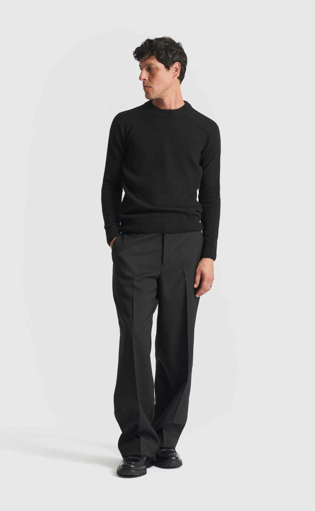 Cashmere Sweater in Black