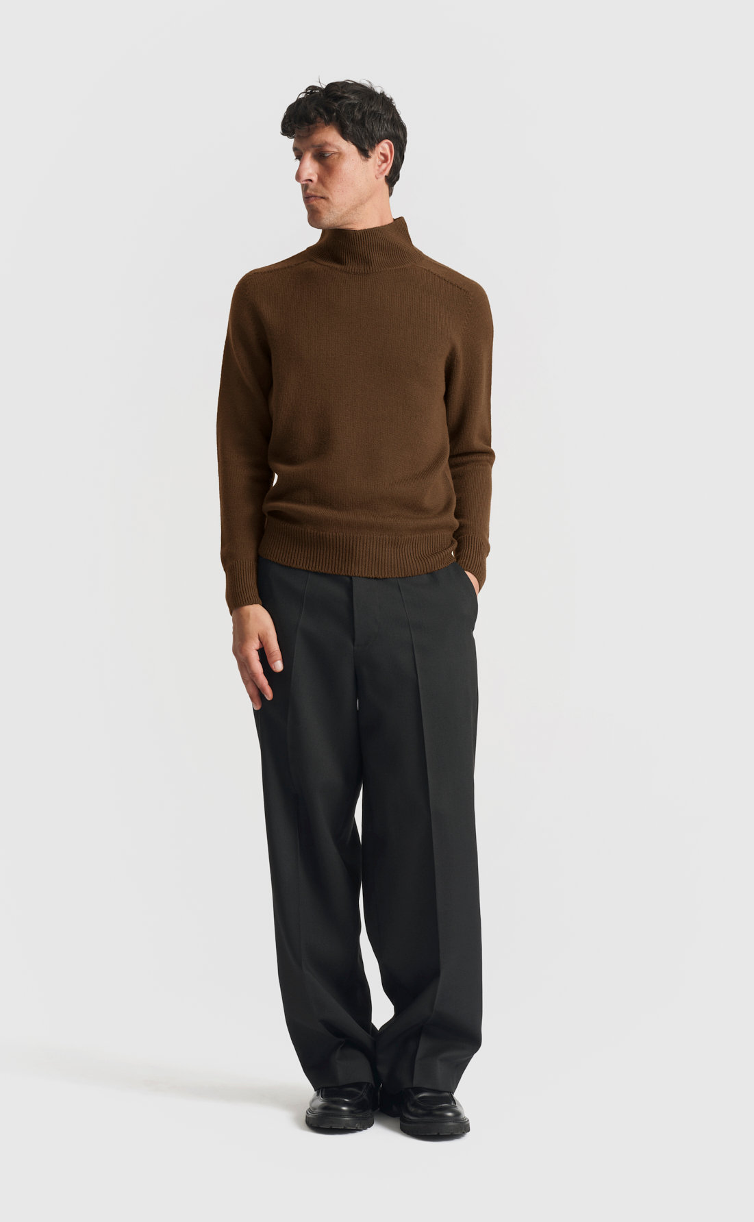 Merino Hi-Neck Sweater - Merino Hi-Neck Sweater - Desert Palm