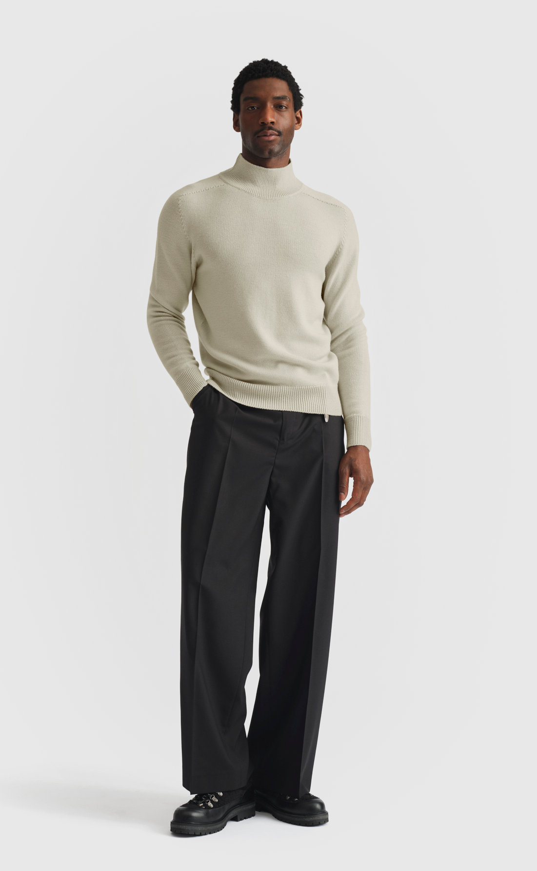 Merino Hi-Neck Sweater in Silver Green