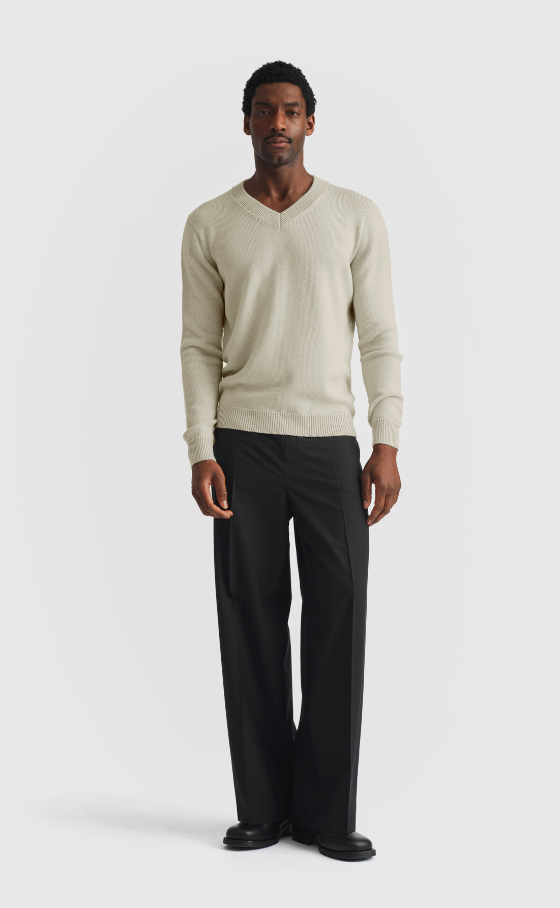 Merino V-Neck Sweater in Silver Green