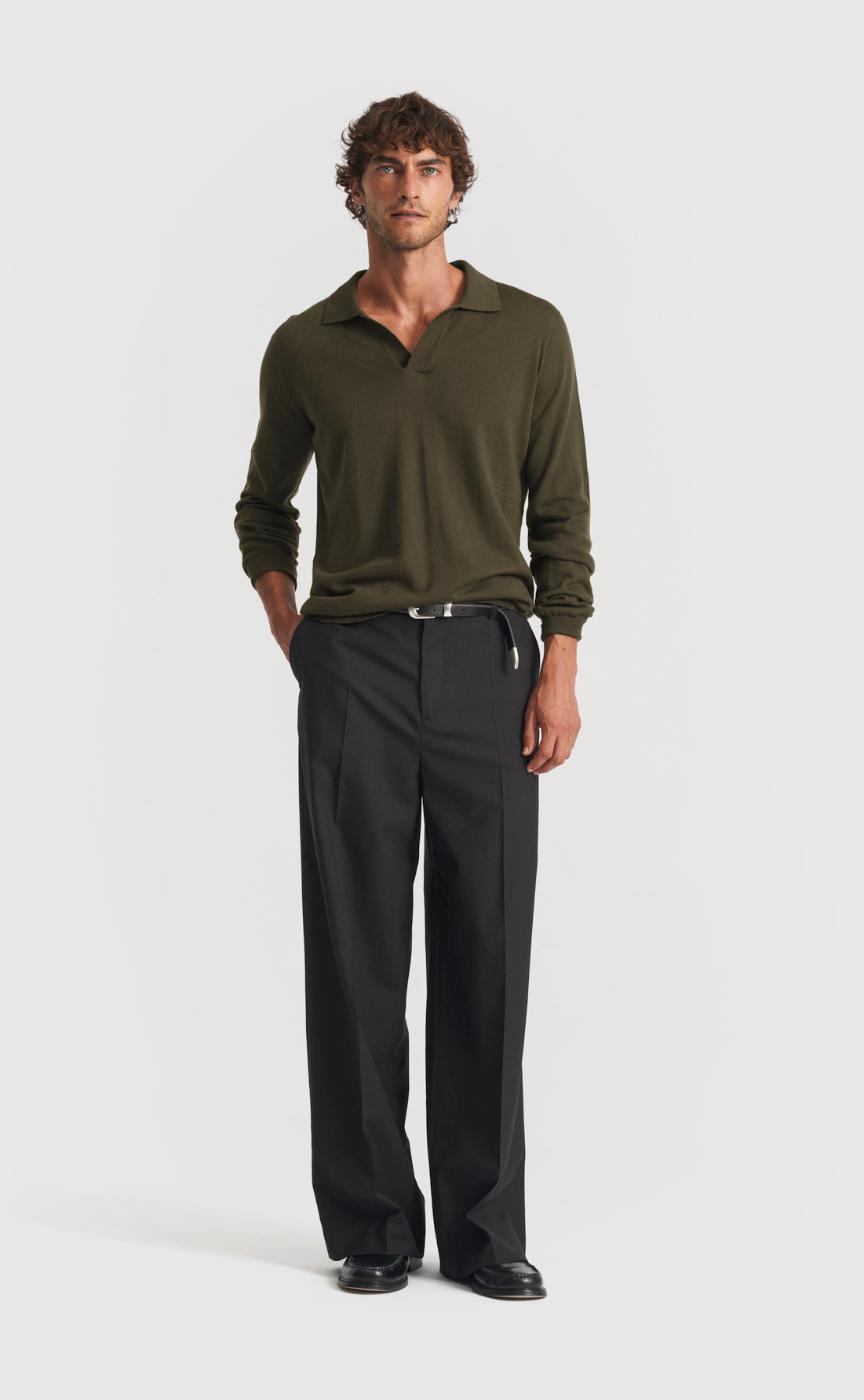 Merino Open Collar Pullover in Deep Olive