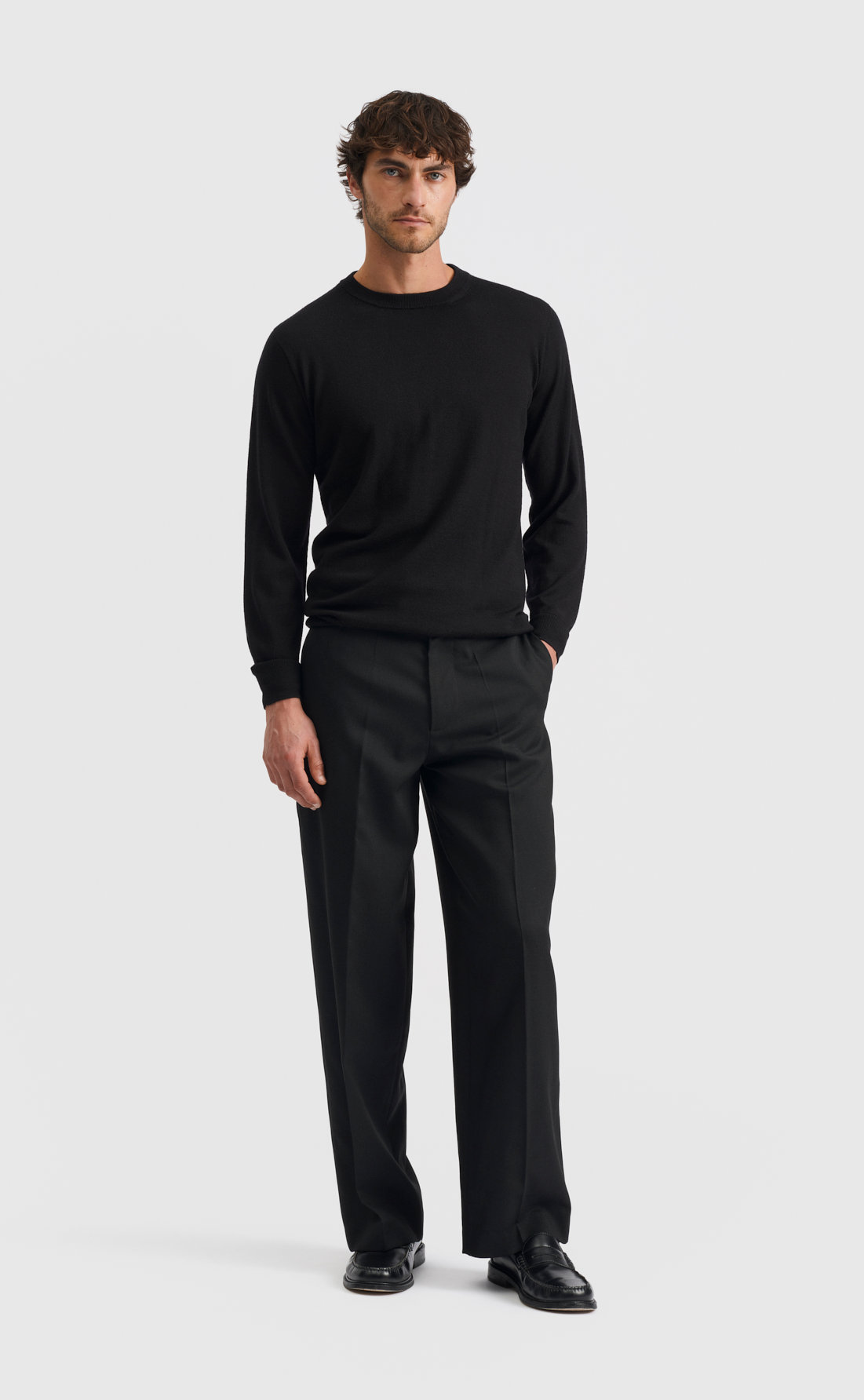 Merino Pullover in Black
