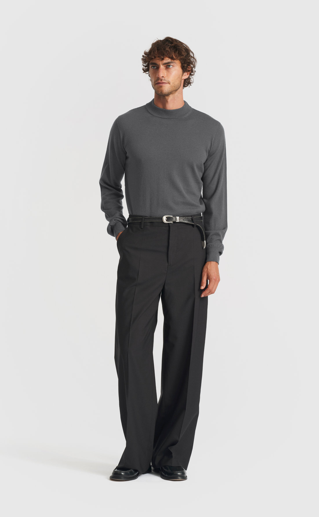 Merino Hi-Neck Pullover in Dark Shadow