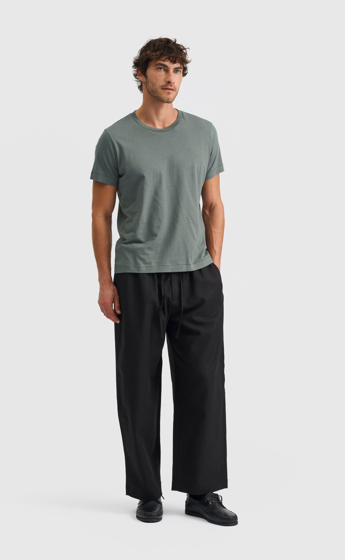 Linen T-Shirt in Balsam Green
