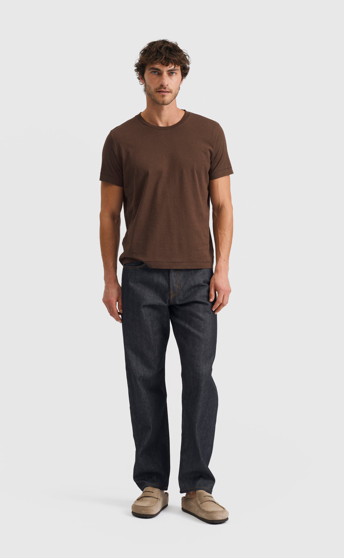 Linen T-Shirt in Dark Brown