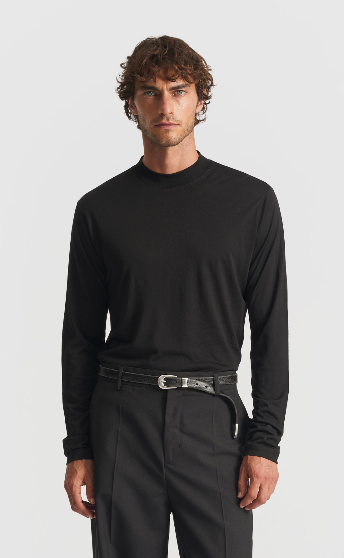 Custom Fitted Wool Hi-Neck T-Shirt / Long-Sleeve Black | Son of a