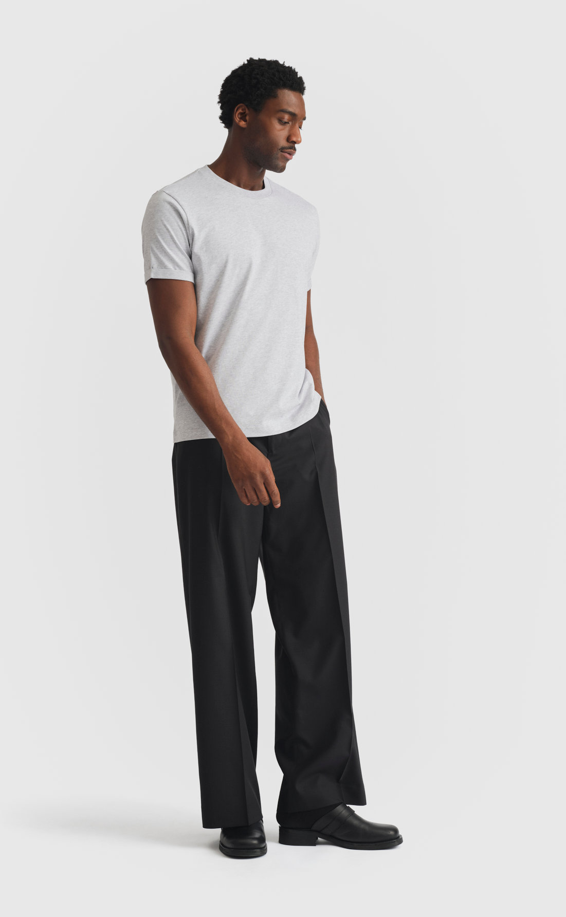 Cotton T-Shirt / Folded Sleeves in Light Grey