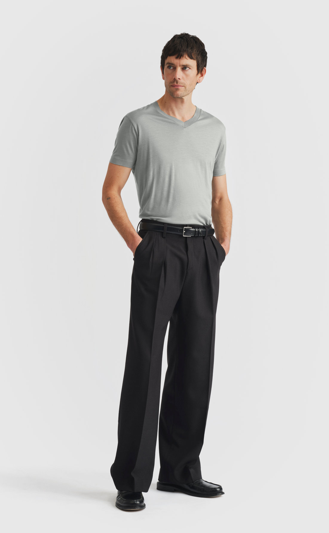 Wool V-Neck T-Shirt in Belgian Block