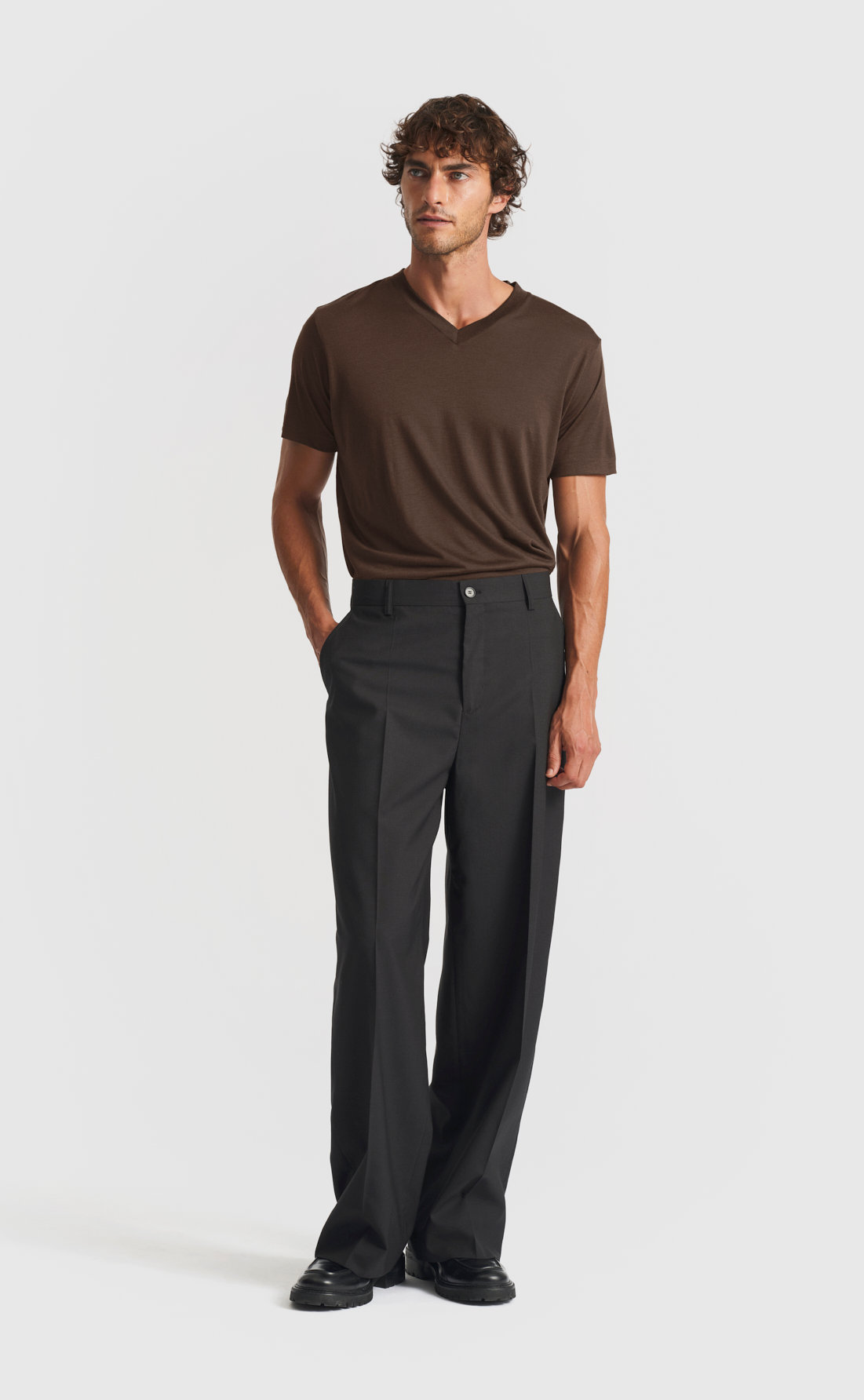 Wool V-Neck T-Shirt in Black Olive