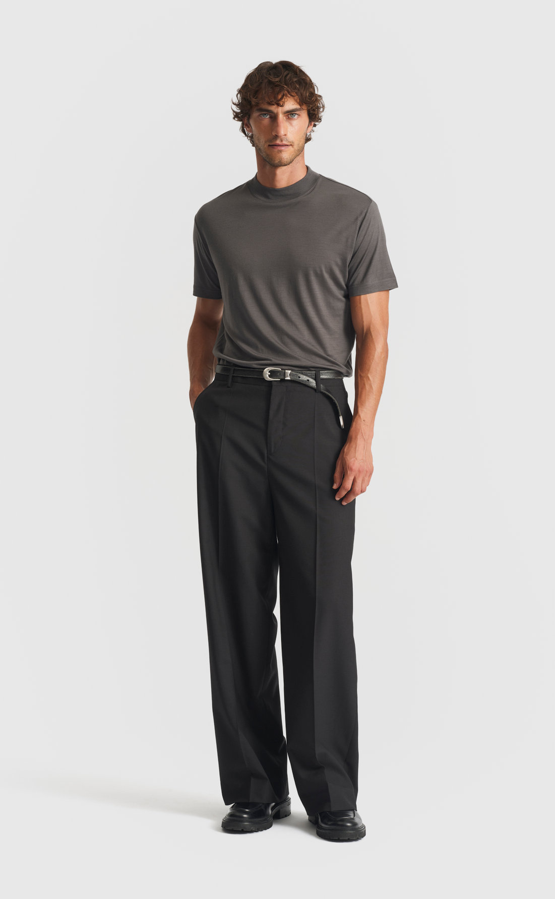 Wool Hi-Neck T-Shirt in Asphalt