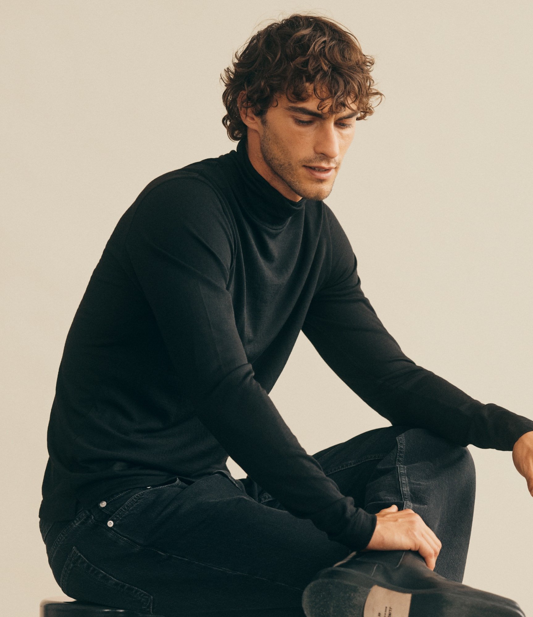 Winter Wool Turtle-Neck T-Shirt