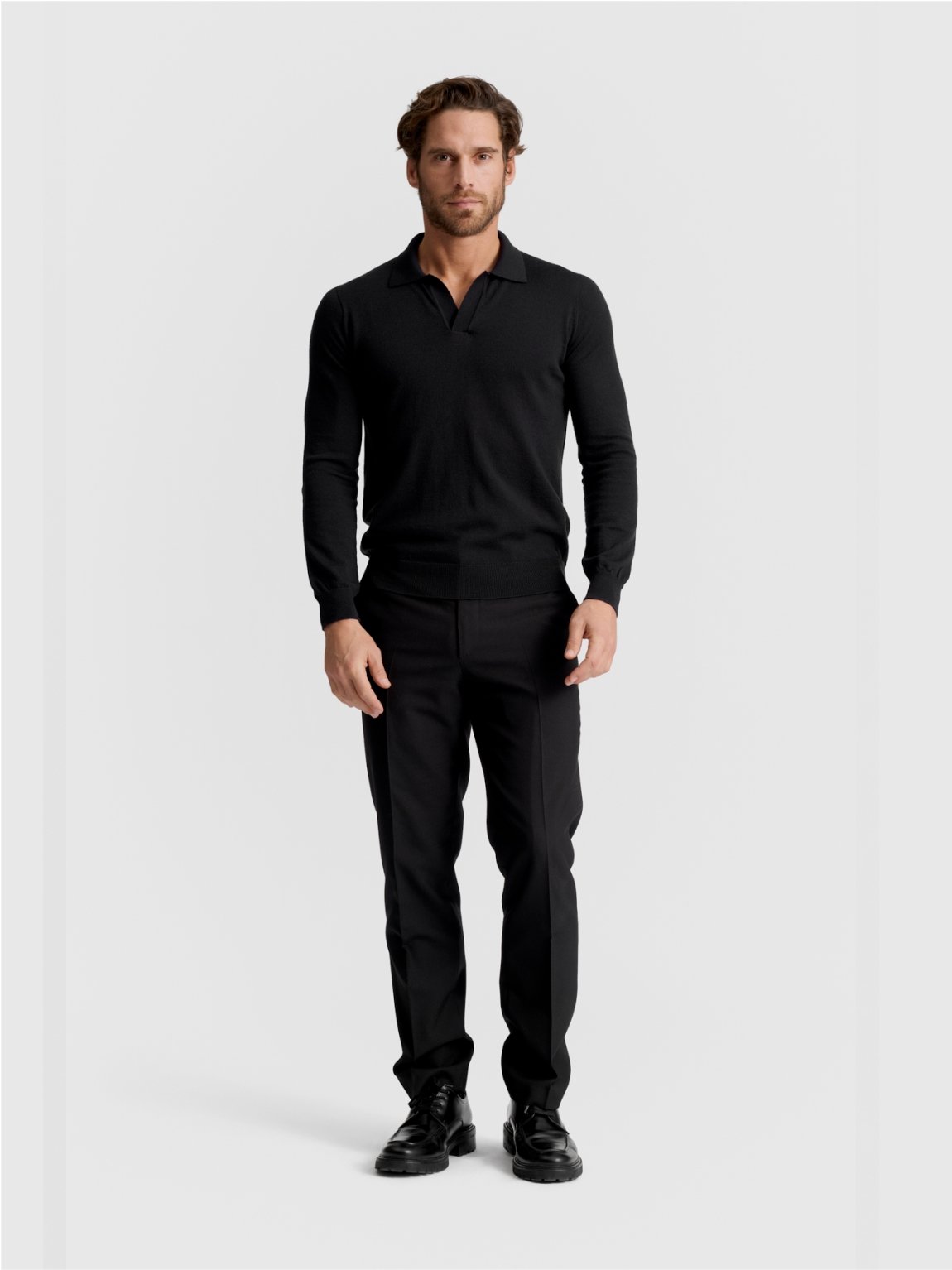 LIGHT AND BREATHABLE